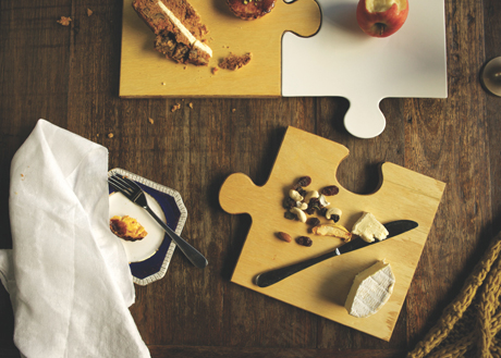 Jisaw-serving-board