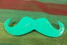 Mo brooch